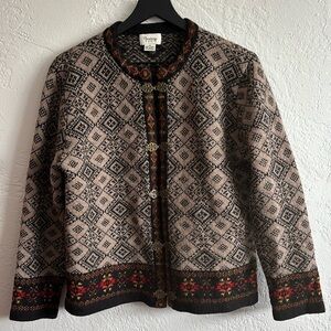 Cambridge Dry Goods 100% wool knit long sleeve crew neck cardigan sweater